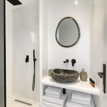 Phenomenal Mykonos Julietta 5 Bedrooms Private Jacuzzi With Stunning Sea Views Psarou *